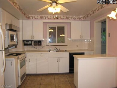 2075 Hadden Rd, Euclid, OH 44117 - photo 6