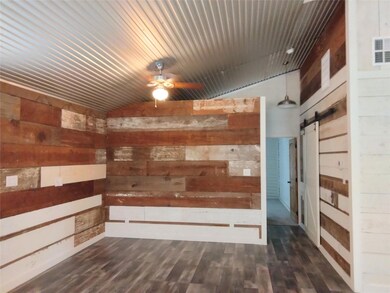 616 W 7th St, Bonham, TX 75418 - photo 6