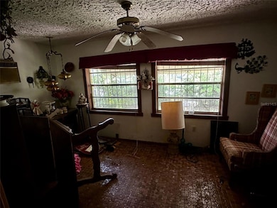 622 E 8th St, Sanford, FL 32771 - photo 4