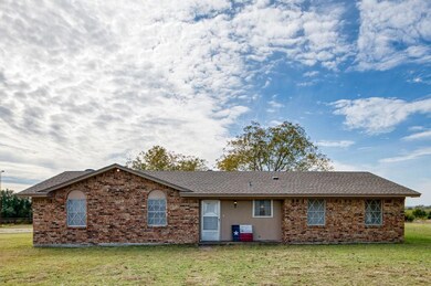 3295 Deer Path Ln, Weatherford, TX 76085 - photo 3