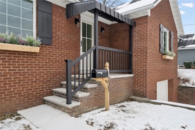 221 Hawthorne St, Johnstown, PA 15904 - photo 6