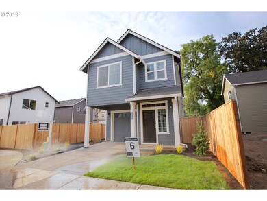 520 S Columbia St, Newberg, OR 97132 - photo 4