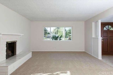 Spacious Living Room with Window overlooking the f