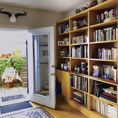 8 Newcomb St unit 1, Boston, MA 02118 - photo 7