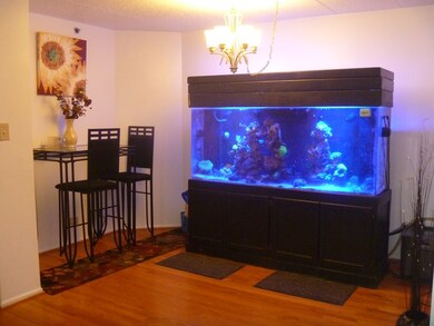 18600 Village West Dr unit 202, Hazel Crest, IL 60429 - photo 7