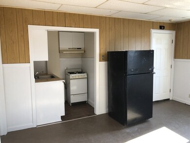 108 Hamlet St unit 2W, Fall River, MA 02724 - photo 5