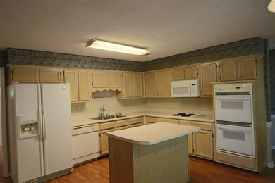 Enough space to cook with your friends or entertai