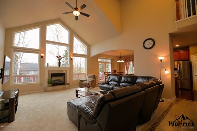Living Room (5)