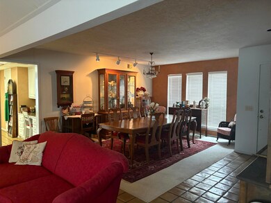 1907 W Kingsbury Rd, Duncan, OK 73533 - photo 4