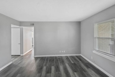 991 Tollview Ave unit 5, Aurora, IL 60505 - photo 3