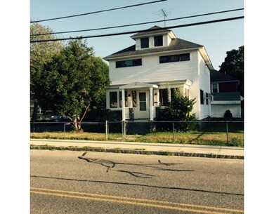 132 Oakland Ave, Methuen, MA 01844 - photo 2