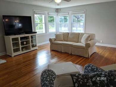61 Lorene Ave