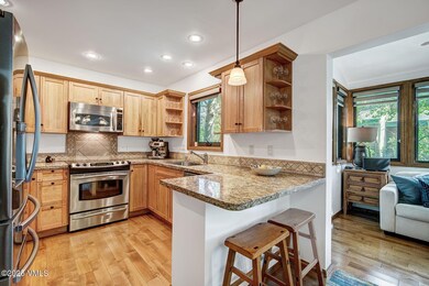 8-web-or-mls-180_NottinghamRdC_005