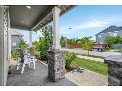 1072 S Walnut St, Canby, OR 97013 - photo 3