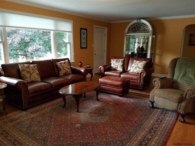 92 Spring Rd, Schenectady, NY 12302 - photo 2