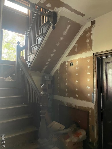 1524 Mccausland Ave, Saint Louis, MO 63117 - photo 5