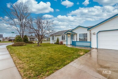 103 W Crestwood Dr, Nampa, ID 83686 - photo 2