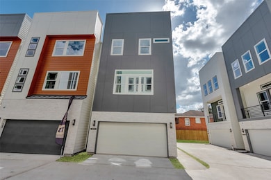 1805 Emir St unit E, Houston, TX 77009 - photo 7