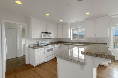 1871 E Vista Ridge Ct, Draper, UT 84020 - photo 6