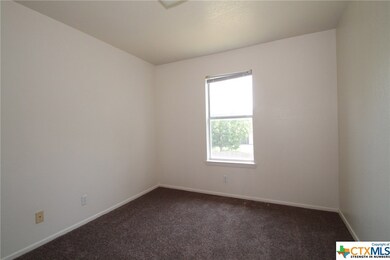 2014 Cedarhill Dr, Killeen, TX 76543 - photo 4