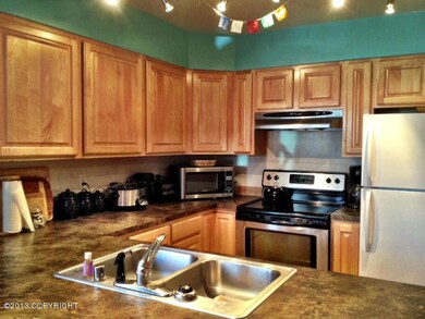 Modern kitchen w/great space