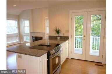 9001 Clifford Ave, Chevy Chase, MD 20815 - photo 4