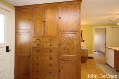 7755 Burlingame Ave SW, Byron Center, MI 49315 - photo 6