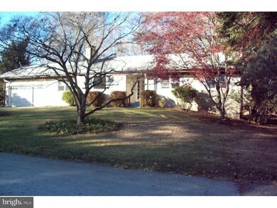 869 Parkridge Dr, Media, PA 19063 - photo 3