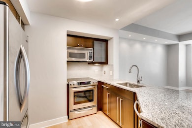 The Vue, Baltimore, MD 21202 - photo 2