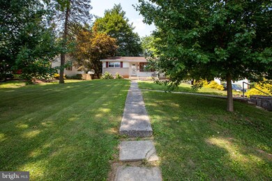 262 Park Ave, Mount Joy, PA 17552 - photo 2