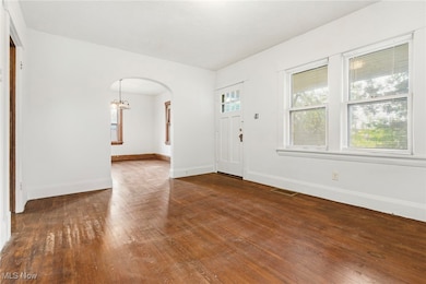 12 Bouquet Ave, Youngstown, OH 44509 - photo 6