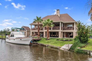 Rear view facing waterfront