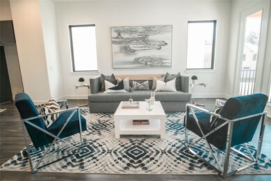 1748 Ojeman Point Ln, Houston, TX 77055 - photo 6