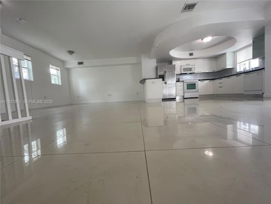 1658 Hayes St unit 16585, Hollywood, FL 33020 - photo 2