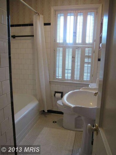 964 Fairmount Ave, Towson, MD 21204 - photo 7