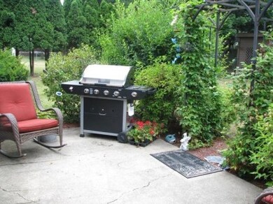 707 Thunderbird Dr, New Carlisle, IN 46552 - photo 6