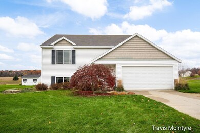 2-web-or-mls-850 Cosby Way-1-2