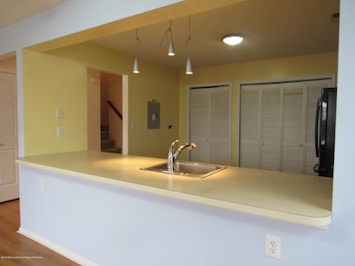 66 Madison Ct unit 48, Tinton Falls, NJ 07712 - photo 5