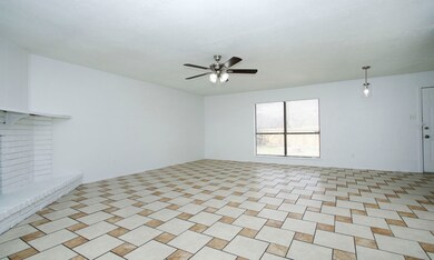 24306 Rockin Seven Dr, Hockley, TX 77447 - photo 5