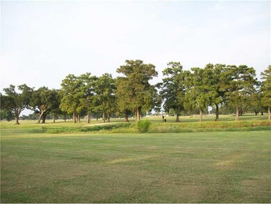 5043 Press Dr, New Orleans, LA 70126 - photo 4