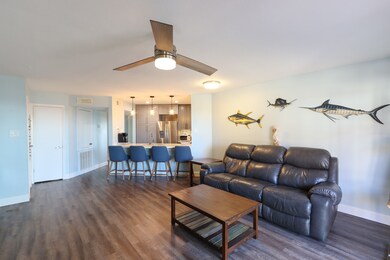 7312 Seawall Blvd unit 115, Galveston, TX 77551 - photo 3