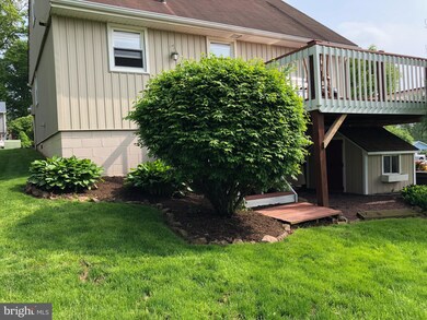 24 E Summit Dr, Stevens, PA 17578 - photo 2