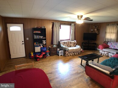 10525 Fort Ashby Rd, Keyser, WV 26726 - photo 5