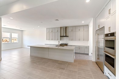 16-web-or-mls-705 W. Emerald Point Dr. S