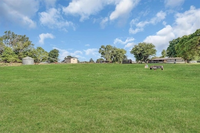 401 W 1st St, Erick, OK 73645 - photo 4
