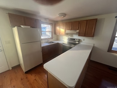 2 Allspice Ln unit 2, Glastonbury, CT 06033 - photo 3