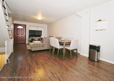 21 Long Pond Ln, Staten Island, NY 10304 - photo 6