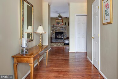 600 Glenmeade Cir, Purcellville, VA 20132 - photo 2