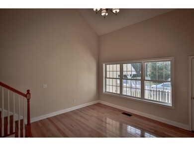 67 Trail Haven Dr unit 67, Londonderry, NH 03053 - photo 4