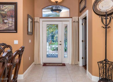 Large Foyer Entry